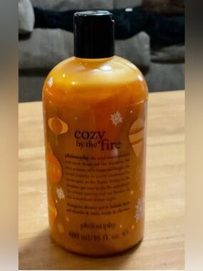 Philosophy ‘’Cozy by the Fire ‘’ combo of shower gel/& shampoo Limited Edition.